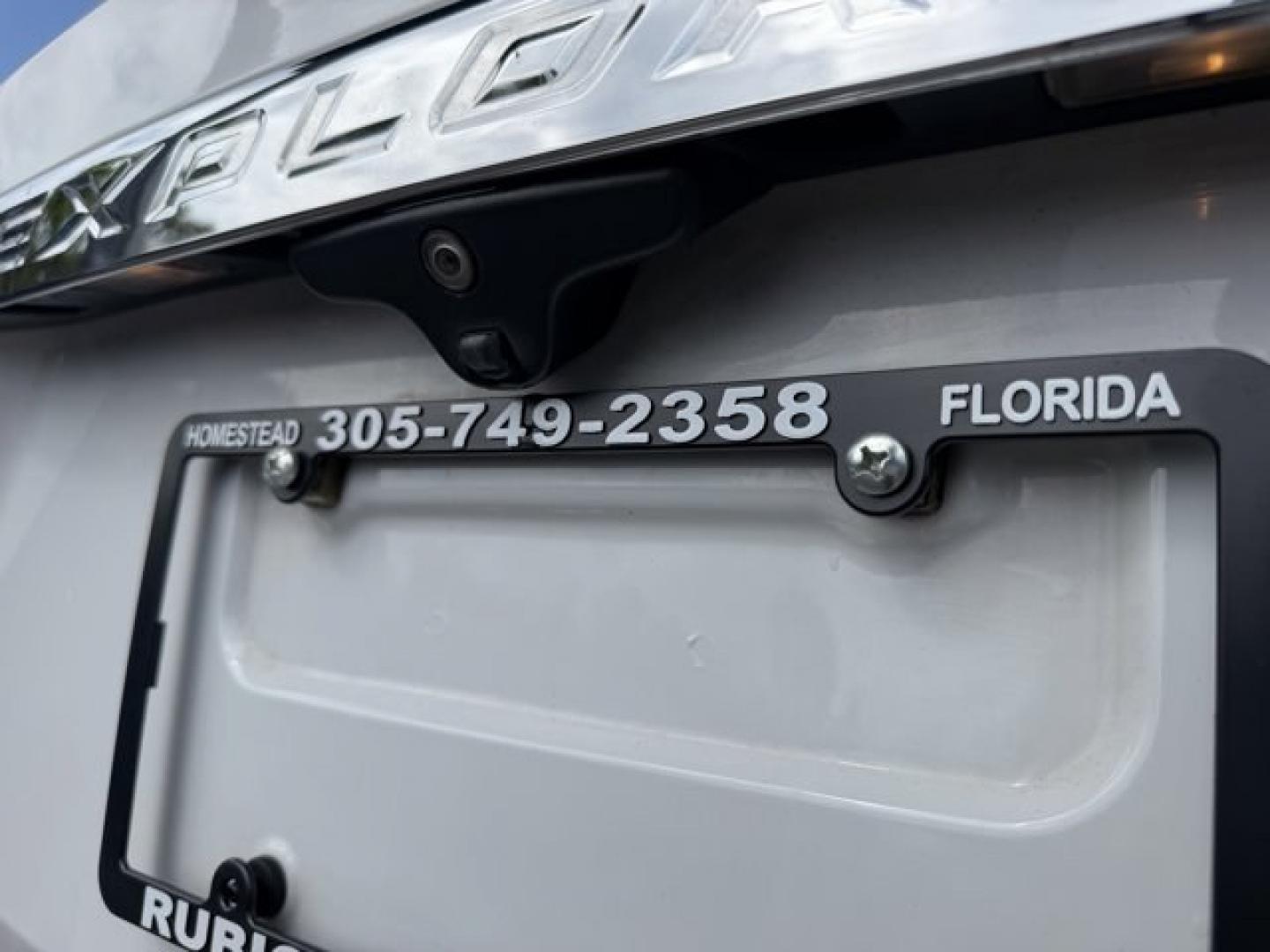 2019 White Ford Explorer (1FM5K7D83KG) with an 6 3.5 L engine, Automatic transmission, located at 27610 S Dixie Hwy, Homestead, FL, 33032, (305) 749-2348, 25.510241, -80.438301 - Boasts 24 Highway MPG and 17 City MPG! This Ford Explorer delivers a Regular Unleaded V-6 3.5 L/213 engine powering this Automatic transmission. ENGINE: 3.5L TI-VCT V6, Wheels: 18 5-Spoke Sparkle Silver-Painted Alum, Valet Function.* This Ford Explorer Features the Following Options *Trip Computer, - Photo#14
