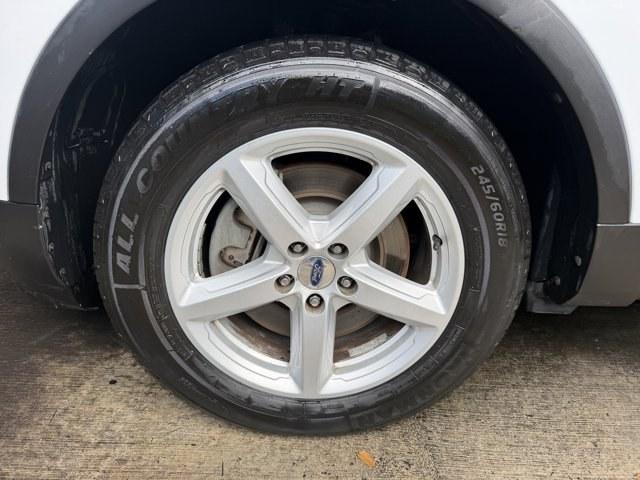 2019 White Ford Explorer (1FM5K7D83KG) with an 6 3.5 L engine, Automatic transmission, located at 27610 S Dixie Hwy, Homestead, FL, 33032, (305) 749-2348, 25.510241, -80.438301 - Boasts 24 Highway MPG and 17 City MPG! This Ford Explorer delivers a Regular Unleaded V-6 3.5 L/213 engine powering this Automatic transmission. ENGINE: 3.5L TI-VCT V6, Wheels: 18 5-Spoke Sparkle Silver-Painted Alum, Valet Function.* This Ford Explorer Features the Following Options *Trip Computer, - Photo#16