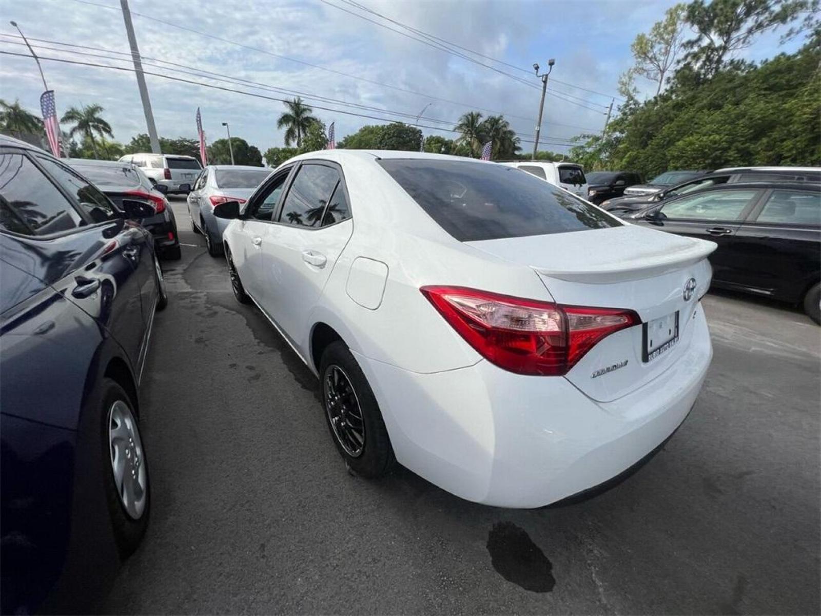 2017 Super White Toyota Corolla L (2T1BURHE8HC) with an 1.8L I4 DOHC engine, CVT transmission, located at 27610 S Dixie Hwy, Homestead, FL, 33032, (305) 749-2348, 25.510241, -80.438301 - Photo #3