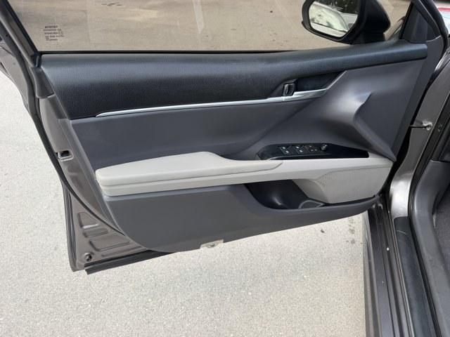 2019 Gray Toyota Camry (4T1B11HK7KU) with an 4 2.5 L engine, Automatic transmission, located at 27610 S Dixie Hwy, Homestead, FL, 33032, (305) 749-2348, 25.510241, -80.438301 - KBB.com 10 Best Sedans Under $30,000. This Toyota Camry boasts a Regular Unleaded I-4 2.5 L/152 engine powering this Automatic transmission. Wireless Phone Connectivity, Window Grid And Roof Mount Antenna, Variable Intermittent Wipers.*This Toyota Camry Comes Equipped with These Options *Valet Funct - Photo#13