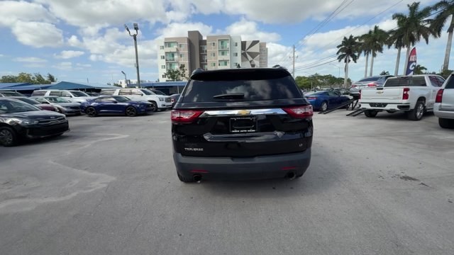 2019 Mosaic Black Metallic /Jet Black Chevrolet Traverse (1GNERGKW5KJ) with an 6 3.6L engine, Automatic transmission, located at 27610 S Dixie Hwy, Homestead, FL, 33032, (305) 749-2348, 25.510241, -80.438301 - KBB.com 12 Best Family Cars. Scores 27 Highway MPG and 18 City MPG! This Chevrolet Traverse delivers a Gas V6 3.6L/217 engine powering this Automatic transmission. WHEELS, 18 (45.7 CM) BRIGHT SILVER PAINTED ALUMINUM (STD), UNIVERSAL HOME REMOTE, INCLUDES GARAGE DOOR OPENER, PROGRAMMABLE, TRANSMISSIO - Photo#4