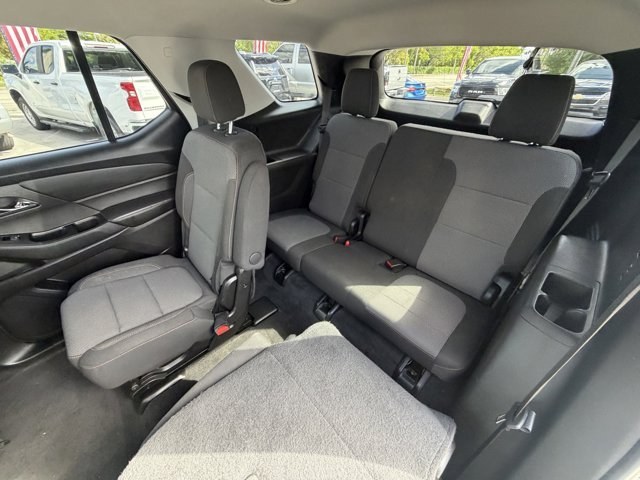 2019 Mosaic Black Metallic /Jet Black Chevrolet Traverse (1GNERGKW5KJ) with an 6 3.6L engine, Automatic transmission, located at 27610 S Dixie Hwy, Homestead, FL, 33032, (305) 749-2348, 25.510241, -80.438301 - KBB.com 12 Best Family Cars. Scores 27 Highway MPG and 18 City MPG! This Chevrolet Traverse delivers a Gas V6 3.6L/217 engine powering this Automatic transmission. WHEELS, 18 (45.7 CM) BRIGHT SILVER PAINTED ALUMINUM (STD), UNIVERSAL HOME REMOTE, INCLUDES GARAGE DOOR OPENER, PROGRAMMABLE, TRANSMISSIO - Photo#14