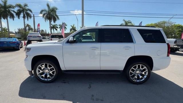 2017 Summit White /Jet Black Chevrolet Tahoe (1GNSCBKC3HR) with an 8 5.3L engine, Automatic transmission, located at 27610 S Dixie Hwy, Homestead, FL, 33032, (305) 749-2348, 25.510241, -80.438301 - KBB.com 5-Year Cost to Own Awards. Only 98,963 Miles! Boasts 23 Highway MPG and 16 City MPG! This Chevrolet Tahoe delivers a Gas/Ethanol V8 5.3L/325 engine powering this Automatic transmission. WIRELESS CHARGING, WHEELS, 20 X 9 (50.8 CM X 22.9 CM) POLISHED-ALUMINUM, TRANSMISSION, 6-SPEED AUTOMATIC, - Photo#1