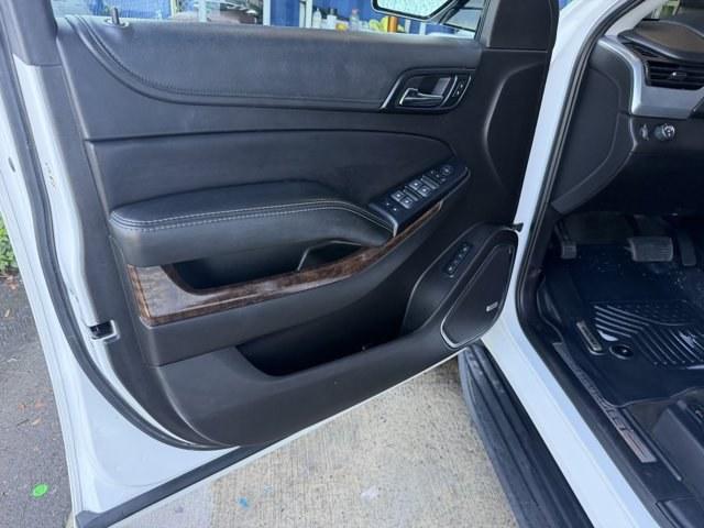 2017 Summit White /Jet Black Chevrolet Tahoe (1GNSCBKC3HR) with an 8 5.3L engine, Automatic transmission, located at 27610 S Dixie Hwy, Homestead, FL, 33032, (305) 749-2348, 25.510241, -80.438301 - KBB.com 5-Year Cost to Own Awards. Only 98,963 Miles! Boasts 23 Highway MPG and 16 City MPG! This Chevrolet Tahoe delivers a Gas/Ethanol V8 5.3L/325 engine powering this Automatic transmission. WIRELESS CHARGING, WHEELS, 20 X 9 (50.8 CM X 22.9 CM) POLISHED-ALUMINUM, TRANSMISSION, 6-SPEED AUTOMATIC, - Photo#14