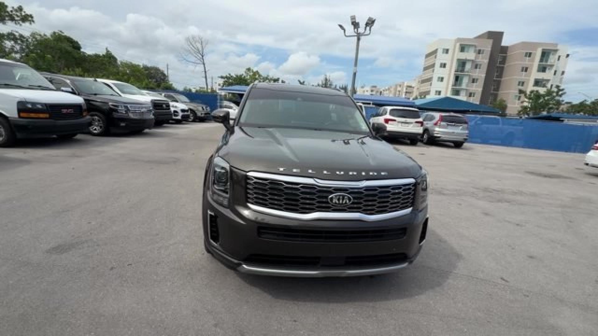 2020 Dark Moss /Black Kia Telluride (5XYP6DHC7LG) with an 6 3.8 L engine, Automatic transmission, located at 27610 S Dixie Hwy, Homestead, FL, 33032, (305) 749-2348, 25.510241, -80.438301 - KBB.com Best Buy Awards. Boasts 24 Highway MPG and 19 City MPG! This Kia Telluride delivers a Regular Unleaded V-6 3.8 L/231 engine powering this Automatic transmission. WHEEL LOCKS, EC MIRROR W/COMPASS and HOMELINK, DARK MOSS.* This Kia Telluride Features the Following Options *CARPETED FLOOR MAT- Photo#7