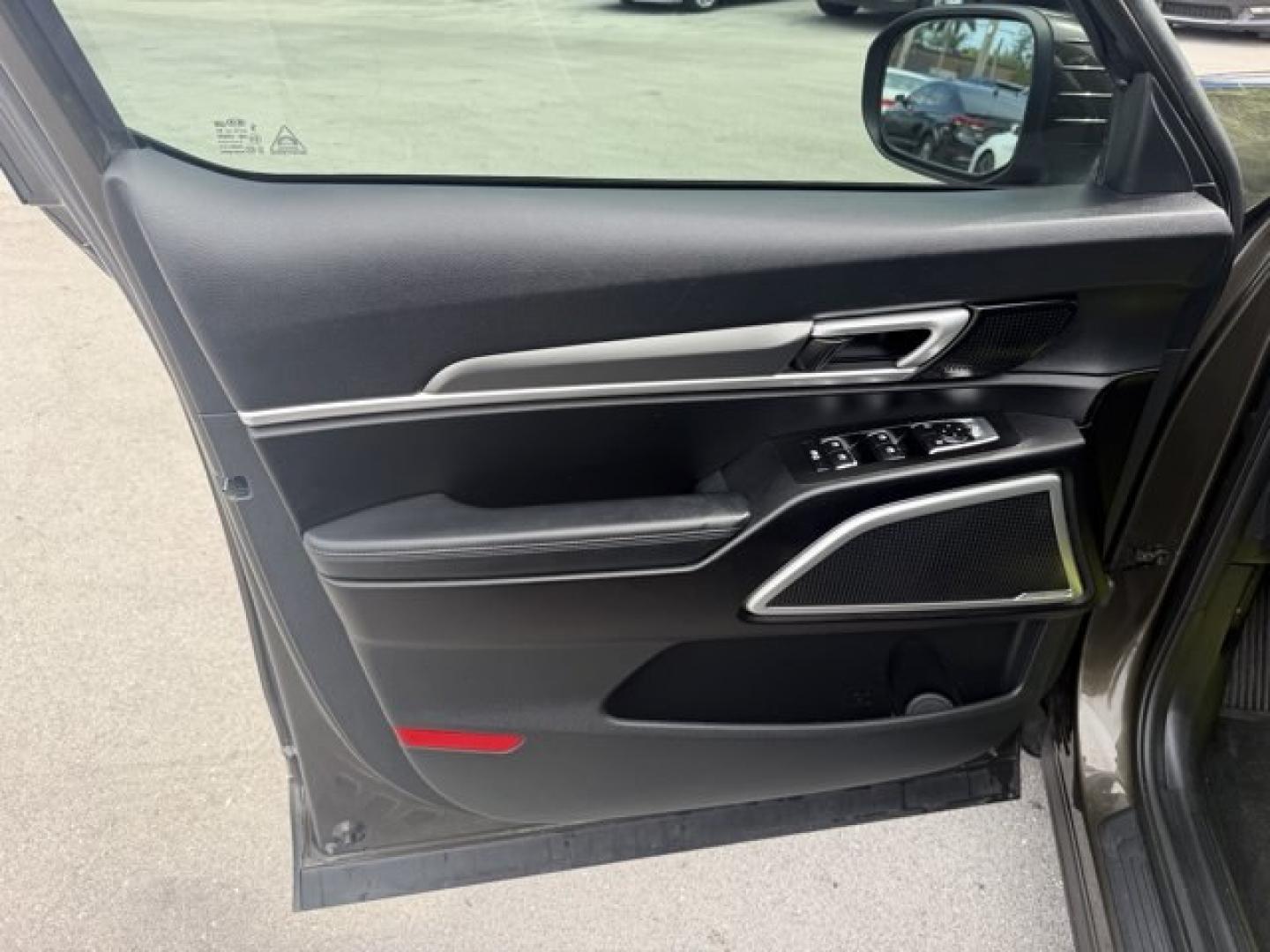 2020 Dark Moss /Black Kia Telluride (5XYP6DHC7LG) with an 6 3.8 L engine, Automatic transmission, located at 27610 S Dixie Hwy, Homestead, FL, 33032, (305) 749-2348, 25.510241, -80.438301 - KBB.com Best Buy Awards. Boasts 24 Highway MPG and 19 City MPG! This Kia Telluride delivers a Regular Unleaded V-6 3.8 L/231 engine powering this Automatic transmission. WHEEL LOCKS, EC MIRROR W/COMPASS and HOMELINK, DARK MOSS.* This Kia Telluride Features the Following Options *CARPETED FLOOR MAT- Photo#12