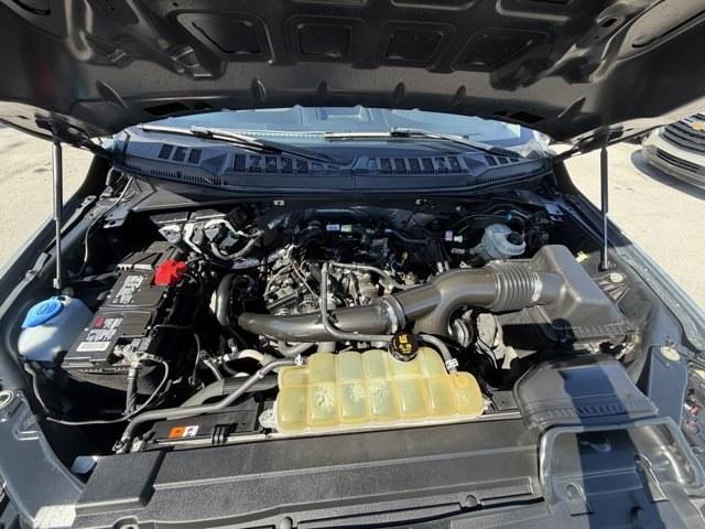 2019 Gray Ford F-150 (1FTEW1EPXKK) with an 6 2.7 L engine, Automatic transmission, located at 27610 S Dixie Hwy, Homestead, FL, 33032, (305) 749-2348, 25.510241, -80.438301 - This Ford F-150 boasts a Regular Unleaded 2.7 L EcoBoost engine powering this Automatic transmission. Variable Intermittent Wipers, Urethane Gear Shifter Material, Transmission w/Driver Selectable Mode and SelectShift Sequential Shift Control.*This Ford F-150 Comes Equipped with These Options *Towin - Photo#14