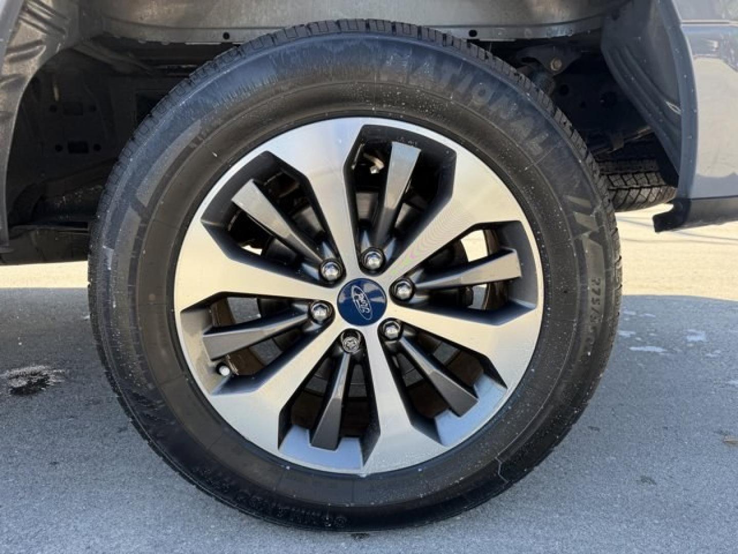 2019 Gray Ford F-150 (1FTEW1EPXKK) with an 6 2.7 L engine, Automatic transmission, located at 27610 S Dixie Hwy, Homestead, FL, 33032, (305) 749-2348, 25.510241, -80.438301 - This Ford F-150 boasts a Regular Unleaded 2.7 L EcoBoost engine powering this Automatic transmission. Variable Intermittent Wipers, Urethane Gear Shifter Material, Transmission w/Driver Selectable Mode and SelectShift Sequential Shift Control.*This Ford F-150 Comes Equipped with These Options *Towin- Photo#15