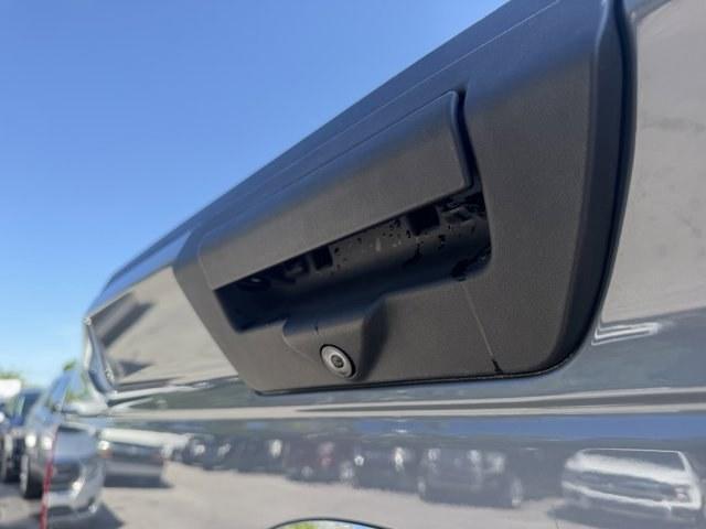 2019 Gray Ford F-150 (1FTEW1EPXKK) with an 6 2.7 L engine, Automatic transmission, located at 27610 S Dixie Hwy, Homestead, FL, 33032, (305) 749-2348, 25.510241, -80.438301 - This Ford F-150 boasts a Regular Unleaded 2.7 L EcoBoost engine powering this Automatic transmission. Variable Intermittent Wipers, Urethane Gear Shifter Material, Transmission w/Driver Selectable Mode and SelectShift Sequential Shift Control.*This Ford F-150 Comes Equipped with These Options *Towin - Photo#16
