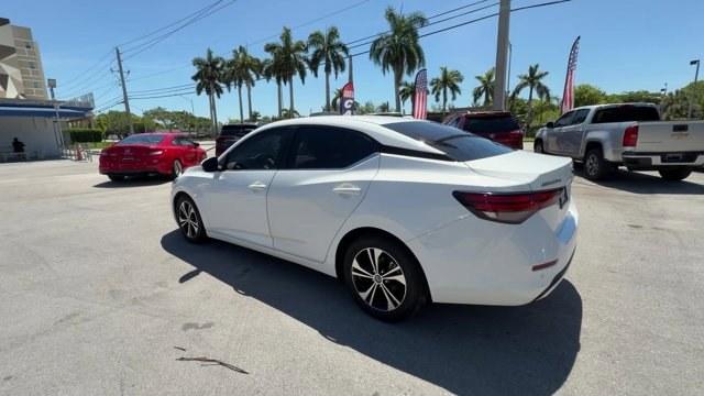 2022 Fresh Powder /Black Nissan Sentra (3N1AB8CV9NY) with an 4 2.0 L engine, Variable transmission, located at 27610 S Dixie Hwy, Homestead, FL, 33032, (305) 749-2348, 25.510241, -80.438301 - Boasts 39 Highway MPG and 29 City MPG! This Nissan Sentra boasts a Regular Unleaded I-4 2.0 L/122 engine powering this Variable transmission. FRESH POWDER, BLACK, PREMIUM CLOTH SEAT TRIM, [L92] CARPETED FLOOR MATS W/TRUNK MAT.* This Nissan Sentra Features the Following Options *Wireless Phone Connec - Photo#2