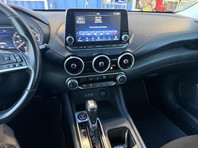 2022 Fresh Powder /Black Nissan Sentra (3N1AB8CV9NY) with an 4 2.0 L engine, Variable transmission, located at 27610 S Dixie Hwy, Homestead, FL, 33032, (305) 749-2348, 25.510241, -80.438301 - Boasts 39 Highway MPG and 29 City MPG! This Nissan Sentra boasts a Regular Unleaded I-4 2.0 L/122 engine powering this Variable transmission. FRESH POWDER, BLACK, PREMIUM CLOTH SEAT TRIM, [L92] CARPETED FLOOR MATS W/TRUNK MAT.* This Nissan Sentra Features the Following Options *Wireless Phone Connec - Photo#9