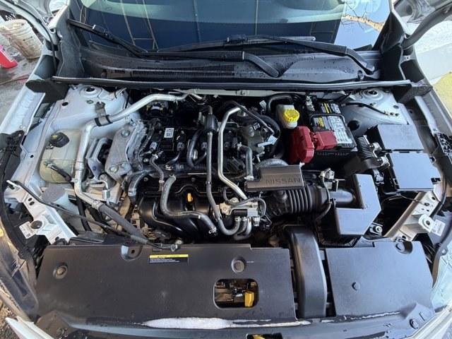 2022 Fresh Powder /Black Nissan Sentra (3N1AB8CV9NY) with an 4 2.0 L engine, Variable transmission, located at 27610 S Dixie Hwy, Homestead, FL, 33032, (305) 749-2348, 25.510241, -80.438301 - Boasts 39 Highway MPG and 29 City MPG! This Nissan Sentra boasts a Regular Unleaded I-4 2.0 L/122 engine powering this Variable transmission. FRESH POWDER, BLACK, PREMIUM CLOTH SEAT TRIM, [L92] CARPETED FLOOR MATS W/TRUNK MAT.* This Nissan Sentra Features the Following Options *Wireless Phone Connec - Photo#11
