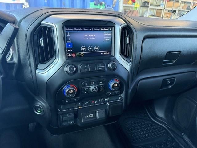 2019 Black /Jet Black Chevrolet Silverado 1500 (3GCPWCED6KG) with an 8 5.3L engine, Automatic transmission, located at 27610 S Dixie Hwy, Homestead, FL, 33032, (305) 749-2348, 25.510241, -80.438301 - Delivers 23 Highway MPG and 17 City MPG! This Chevrolet Silverado 1500 delivers a Gas V8 5.3L/325 engine powering this Automatic transmission. WHEELS, 17 X 8 (43.2 CM X 20.3 CM) BRIGHT SILVER PAINTED ALUMINUM (STD), USB PORTS, DUAL, CHARGE-ONLY (2ND ROW), TRANSMISSION, 8-SPEED AUTOMATIC, ELECTRONICA - Photo#9