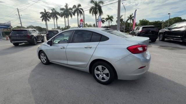 2018 Silver Ice Metallic /Jet Black Chevrolet Cruze (1G1BC5SM5J7) with an 4 1.4L engine, Automatic transmission, located at 27610 S Dixie Hwy, Homestead, FL, 33032, (305) 749-2348, 25.510241, -80.438301 - KBB.com 10 Most Awarded Brands. Only 70,975 Miles! Boasts 40 Highway MPG and 29 City MPG! This Chevrolet Cruze delivers a Turbocharged Gas I4 1.4L/ engine powering this Automatic transmission. TRANSMISSION, 6-SPEED AUTOMATIC (STD), SILVER ICE METALLIC, SEATS, FRONT BUCKET WITH RECLINING SEATBACKS AN - Photo#2