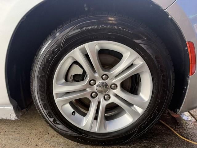 2021 Triple Nickel Clearcoat /Black Dodge Charger (2C3CDXBG6MH) with an 6 3.6 L engine, Automatic transmission, located at 27610 S Dixie Hwy, Homestead, FL, 33032, (305) 749-2348, 25.510241, -80.438301 - Scores 30 Highway MPG and 19 City MPG! This Dodge Charger delivers a Regular Unleaded V-6 3.6 L/220 engine powering this Automatic transmission. WHEELS: 17 X 7.0 PAINTED CAST ALUMINUM (STD), TRANSMISSION: 8-SPEED AUTOMATIC (8HP50) (STD), TIRES: P215/65R17 LOW ROLLING RES (STD).*This Dodge Charger Co - Photo#15