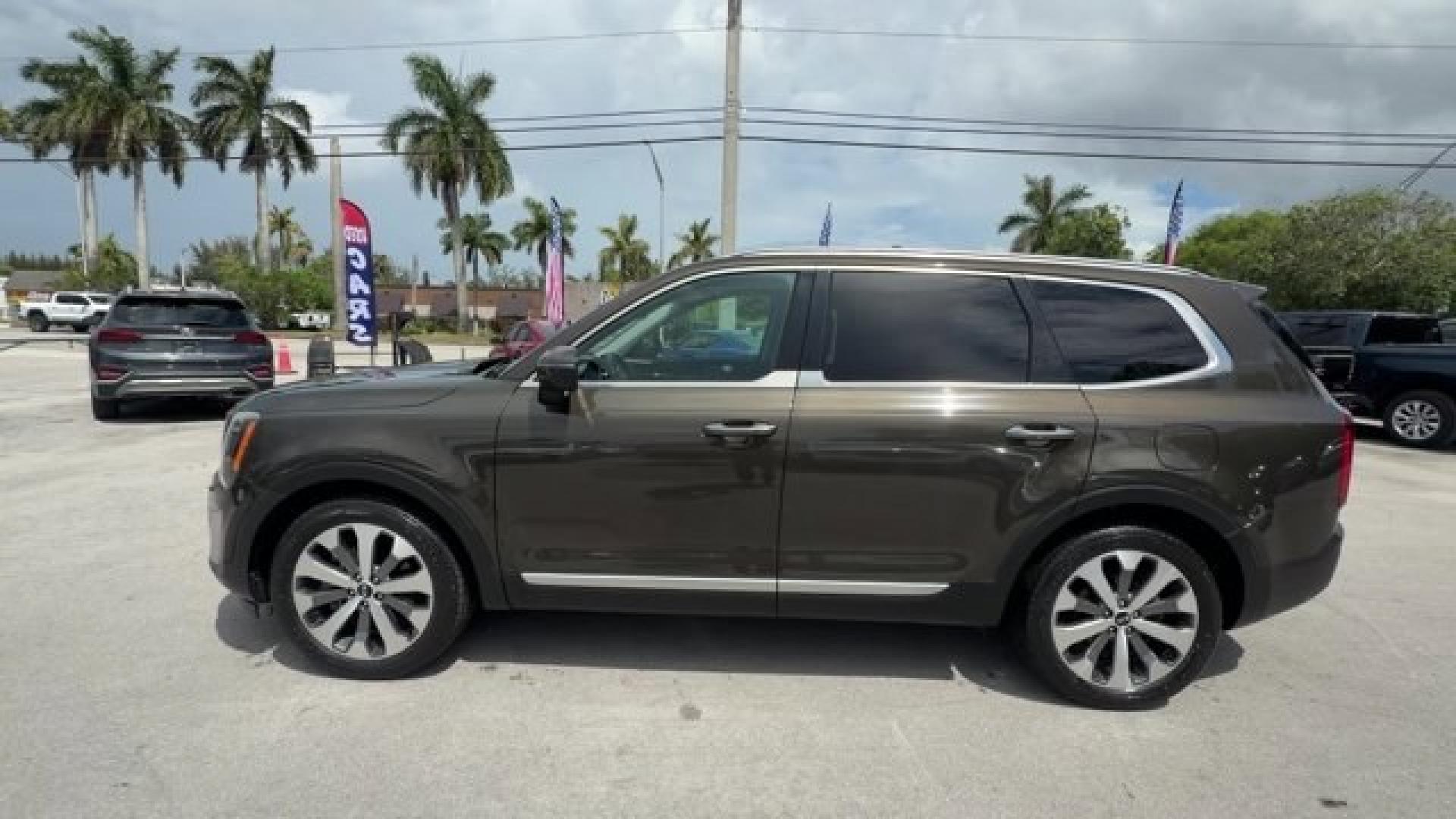 2020 Dark Moss /Black Kia Telluride (5XYP64HC8LG) with an 6 3.8 L engine, Automatic transmission, located at 27610 S Dixie Hwy, Homestead, FL, 33032, (305) 749-2348, 25.510241, -80.438301 - NACTOY 2020 North American Utility of the Year. Scores 26 Highway MPG and 20 City MPG! This Kia Telluride boasts a Regular Unleaded V-6 3.8 L/231 engine powering this Automatic transmission. DARK MOSS, CARPETED FLOOR MATS, BLACK, SOFINO ARTIFICIAL LEATHER UPHOLSTERY.*This Kia Telluride Comes Equippe- Photo#1