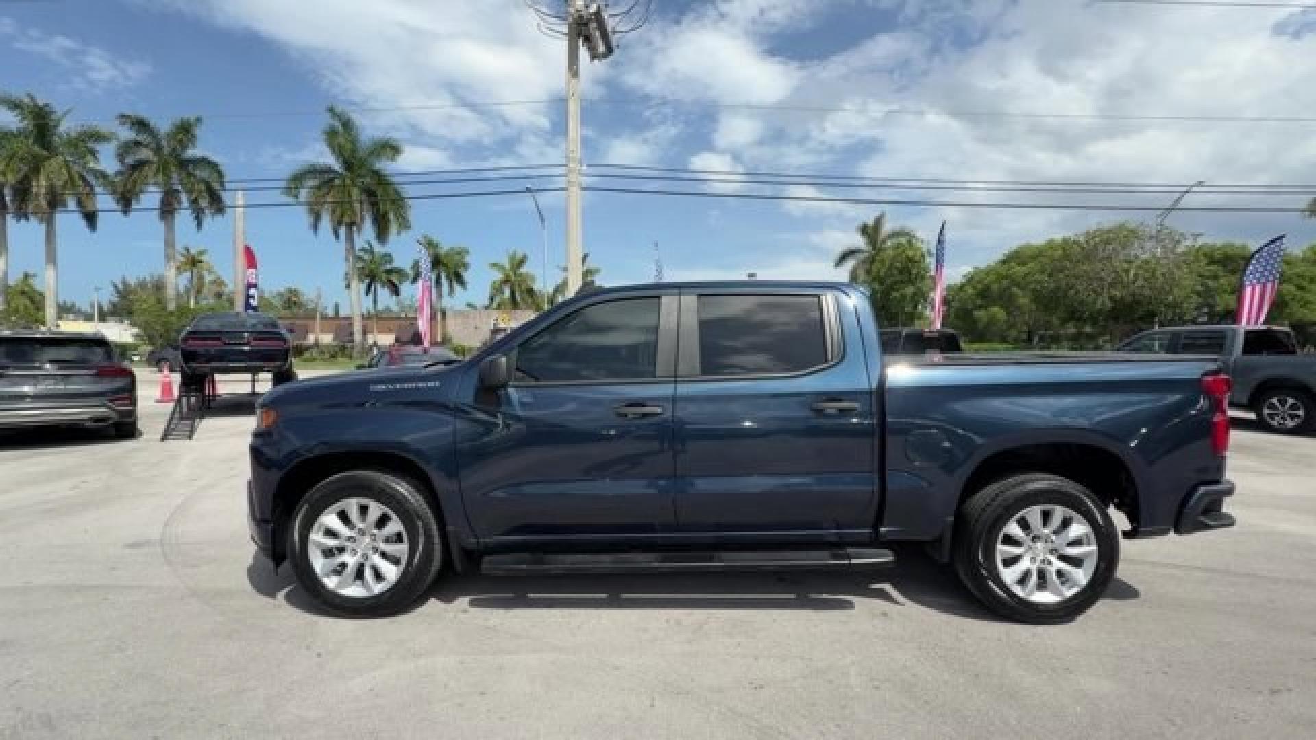 2020 Northsky Blue Metallic /Jet Black Chevrolet Silverado 1500 (3GCPWBEH1LG) with an 6 4.3L engine, Automatic transmission, located at 27610 S Dixie Hwy, Homestead, FL, 33032, (305) 749-2348, 25.510241, -80.438301 - Boasts 21 Highway MPG and 16 City MPG! This Chevrolet Silverado 1500 delivers a Gas V6 4.3L/262 engine powering this Automatic transmission. WHEELS, 20 X 9 (50.8 CM X 22.9 CM) SILVER PAINTED ALUMINUM (STD), TRANSMISSION, 6-SPEED AUTOMATIC, ELECTRONICALLY CONTROLLED (STD), TRAILERING PACKAGE includes- Photo#1