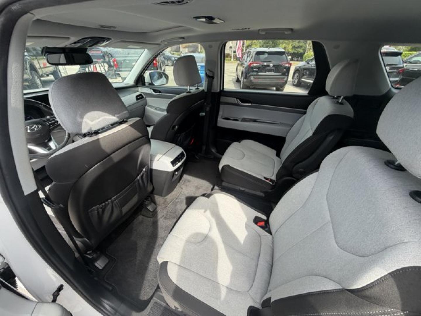 2021 Hyper White /Gray Hyundai Palisade (KM8R24HE4MU) with an 6 3.8 L engine, Automatic transmission, located at 27610 S Dixie Hwy, Homestead, FL, 33032, (305) 749-2348, 25.510241, -80.438301 - Delivers 26 Highway MPG and 19 City MPG! This Hyundai Palisade delivers a Regular Unleaded V-6 3.8 L/231 engine powering this Automatic transmission. OPTION GROUP 01, MUDGUARDS, HYPER WHITE.* This Hyundai Palisade Features the Following Options *CARPETED FLOOR MATS, CARGO TRAY, CARGO NET, CARGO COVE- Photo#11
