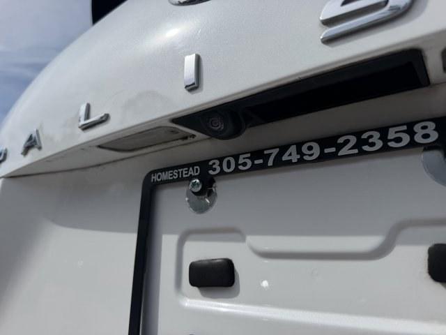 2021 Hyper White /Gray Hyundai Palisade (KM8R24HE4MU) with an 6 3.8 L engine, Automatic transmission, located at 27610 S Dixie Hwy, Homestead, FL, 33032, (305) 749-2348, 25.510241, -80.438301 - Delivers 26 Highway MPG and 19 City MPG! This Hyundai Palisade delivers a Regular Unleaded V-6 3.8 L/231 engine powering this Automatic transmission. OPTION GROUP 01, MUDGUARDS, HYPER WHITE.* This Hyundai Palisade Features the Following Options *CARPETED FLOOR MATS, CARGO TRAY, CARGO NET, CARGO COVE- Photo#15