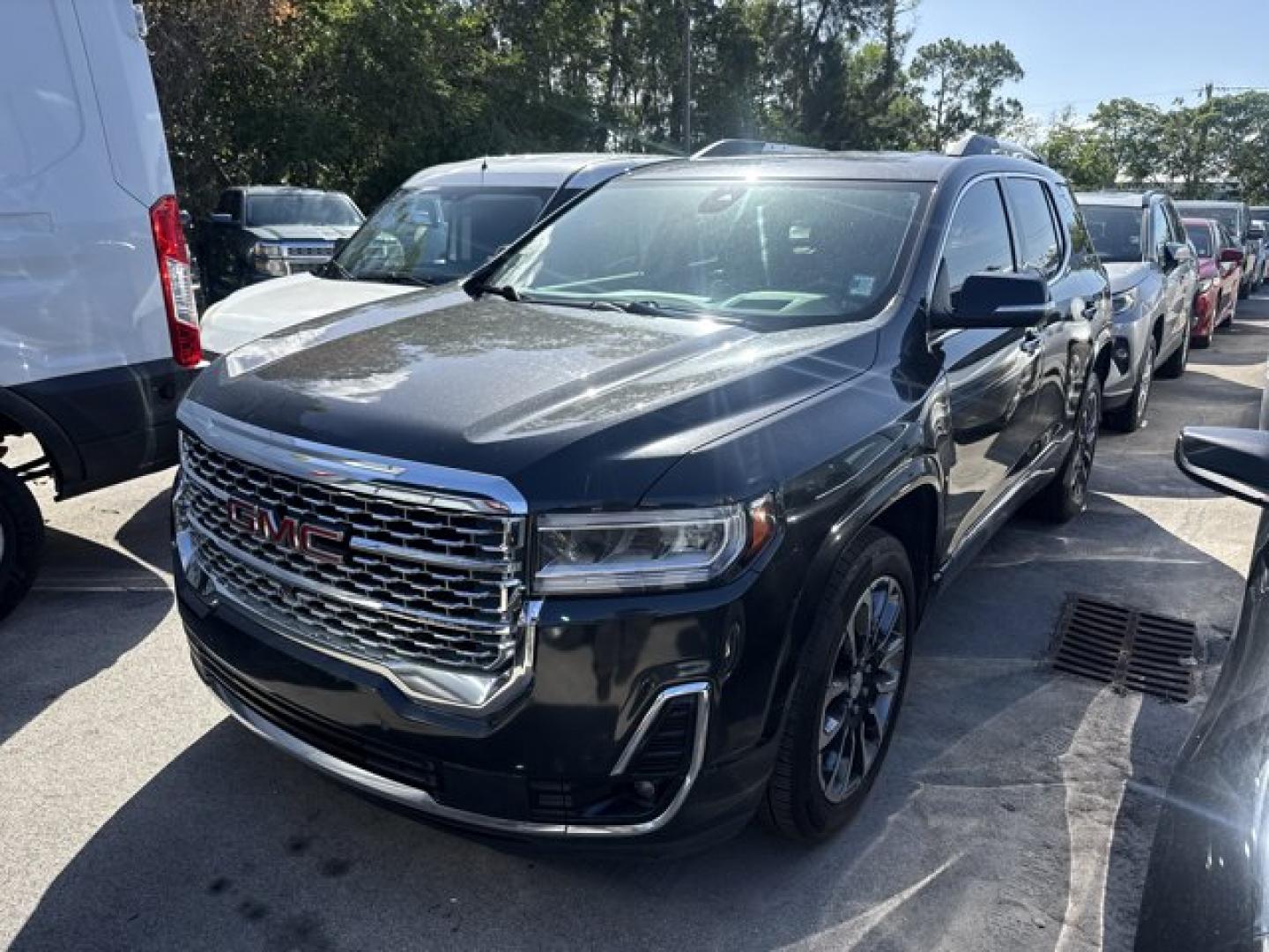 2020 Carbon Black Metallic /Jet Black GMC Acadia (1GKKNPLS3LZ) with an 6 3.6L engine, Automatic transmission, located at 27610 S Dixie Hwy, Homestead, FL, 33032, (305) 749-2348, 25.510241, -80.438301 - Delivers 27 Highway MPG and 19 City MPG! This GMC Acadia boasts a Gas V6 3.6L/222 engine powering this Automatic transmission. TRANSMISSION, 9-SPEED AUTOMATIC, ELECTRONICALLY-CONTROLLED with 3.6L V6 engine (STD), SUNROOF, DUAL SKYSCAPE 2-PANEL POWER with tilt-sliding front and fixed rear with sunscr- Photo#0