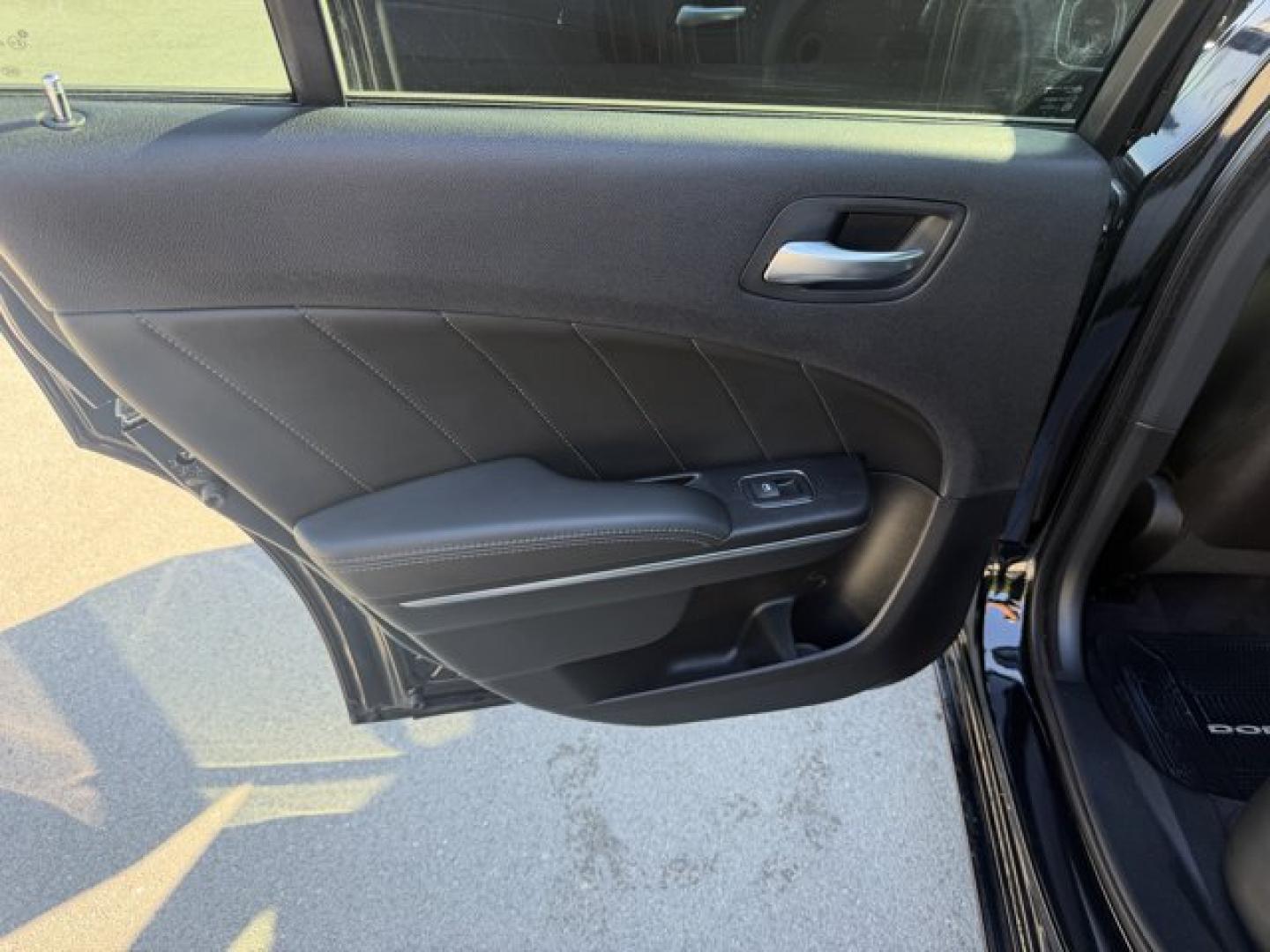 2016 Pitch Black Clearcoat /Black Dodge Charger (2C3CDXCT0GH) with an 8 5.7 L engine, Automatic transmission, located at 27610 S Dixie Hwy, Homestead, FL, 33032, (305) 749-2348, 25.510241, -80.438301 - KBB.com 10 Best Used Cars Under $20,000. Only 109,229 Miles! Boasts 25 Highway MPG and 16 City MPG! This Dodge Charger delivers a Regular Unleaded V-8 5.7 L/345 engine powering this Automatic transmission. TRANSMISSION: 8-SPEED AUTOMATIC (8HP70) (STD), QUICK ORDER PACKAGE 29N R/T -inc: Engine: 5.7L- Photo#12