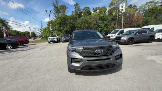 2021 Silver Ford Explorer (1FMSK7BH8MG) with an 4 2.3 L engine, Automatic transmission, located at 27610 S Dixie Hwy, Homestead, FL, 33032, (305) 749-2348, 25.510241, -80.438301 - Scores 28 Highway MPG and 21 City MPG! This Ford Explorer boasts a Intercooled Turbo Premium Unleaded I-4 2.3 L/140 engine powering this Automatic transmission. ENGINE: 2.3L ECOBOOST I-4 -inc: auto start-stop technology (STD), Wheels: 18 Painted Aluminum, Voice Activated Dual Zone Front Automatic Ai- Photo#7