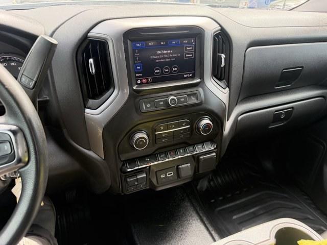 2021 Summit White /Jet Black Chevrolet Silverado 1500 (3GCPWAEH8MG) with an 6 4.3L engine, Automatic transmission, located at 27610 S Dixie Hwy, Homestead, FL, 33032, (305) 749-2348, 25.510241, -80.438301 - Scores 21 Highway MPG and 16 City MPG! This Chevrolet Silverado 1500 boasts a Gas V6 4.3L/262 engine powering this Automatic transmission. WT VALUE PACKAGE includes (PCV) WT Convenience Package and (Z82) Trailering Package, WORK TRUCK PREFERRED EQUIPMENT GROUP includes standard equipment, WHEELS, 17- Photo#9