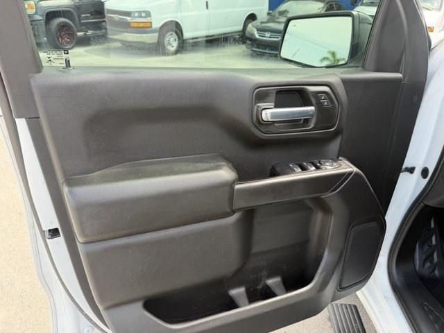 2021 Summit White /Jet Black Chevrolet Silverado 1500 (3GCPWAEH8MG) with an 6 4.3L engine, Automatic transmission, located at 27610 S Dixie Hwy, Homestead, FL, 33032, (305) 749-2348, 25.510241, -80.438301 - Scores 21 Highway MPG and 16 City MPG! This Chevrolet Silverado 1500 boasts a Gas V6 4.3L/262 engine powering this Automatic transmission. WT VALUE PACKAGE includes (PCV) WT Convenience Package and (Z82) Trailering Package, WORK TRUCK PREFERRED EQUIPMENT GROUP includes standard equipment, WHEELS, 17- Photo#11