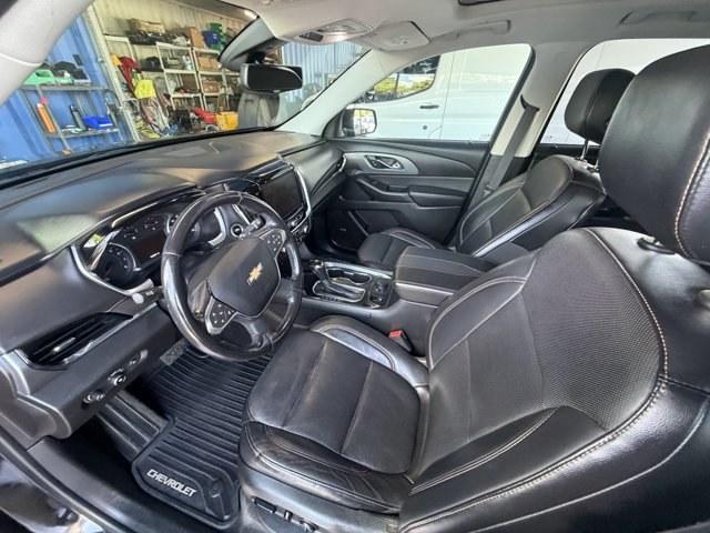 2018 Mosaic Black Metallic /Jet Black Chevrolet Traverse (1GNERKKW0JJ) with an 6 3.6L engine, Automatic transmission, located at 27610 S Dixie Hwy, Homestead, FL, 33032, (305) 749-2348, 25.510241, -80.438301 - KBB.com Best Family Cars. Scores 27 Highway MPG and 18 City MPG! This Chevrolet Traverse boasts a Gas V6 3.6L/ engine powering this Automatic transmission. TRANSMISSION, 9-SPEED AUTOMATIC (STD), SUNROOF, DUAL SKYSCAPE 2-PANEL POWER with tilt-sliding front and fixed rear with sunscreen, SEATS, FRONT- Photo#10