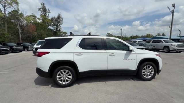 2020 Summit White /Jet Black Chevrolet Traverse (1GNERGKW3LJ) with an 6 3.6L engine, Automatic transmission, located at 27610 S Dixie Hwy, Homestead, FL, 33032, (305) 749-2348, 25.510241, -80.438301 - Scores 27 Highway MPG and 18 City MPG! This Chevrolet Traverse delivers a Gas V6 3.6L/217 engine powering this Automatic transmission. WHEELS, 18 (45.7 CM) BRIGHT SILVER PAINTED ALUMINUM (STD), UNIVERSAL HOME REMOTE includes garage door opener, programmable, TRANSMISSION, 9-SPEED AUTOMATIC (STD).*Th- Photo#5