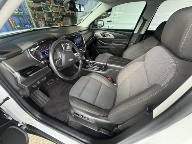 2020 Summit White /Jet Black Chevrolet Traverse (1GNERGKW3LJ) with an 6 3.6L engine, Automatic transmission, located at 27610 S Dixie Hwy, Homestead, FL, 33032, (305) 749-2348, 25.510241, -80.438301 - Scores 27 Highway MPG and 18 City MPG! This Chevrolet Traverse delivers a Gas V6 3.6L/217 engine powering this Automatic transmission. WHEELS, 18 (45.7 CM) BRIGHT SILVER PAINTED ALUMINUM (STD), UNIVERSAL HOME REMOTE includes garage door opener, programmable, TRANSMISSION, 9-SPEED AUTOMATIC (STD).*Th- Photo#10
