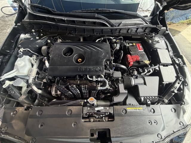 2019 Super Black /Charcoal Nissan Altima (1N4BL4DV2KC) with an 4 2.5 L engine, Variable transmission, located at 27610 S Dixie Hwy, Homestead, FL, 33032, (305) 749-2348, 25.510241, -80.438301 - KBB.com 10 Best Sedans Under $30,000. Scores 39 Highway MPG and 28 City MPG! This Nissan Altima boasts a Regular Unleaded I-4 2.5 L/152 engine powering this Variable transmission. SUPER BLACK, CHARCOAL, CLOTH SEAT TRIM, [L94] FLOOR MATS/TRUNK MAT/HIDEAWAY NETS -inc: dual trunk hooks.* This Nissan Al- Photo#14