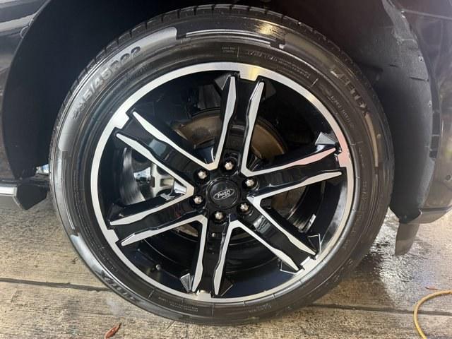 2021 Black Ford Expedition Max (1FMJK1KT5ME) with an 6 3.5 L engine, Automatic transmission, located at 27610 S Dixie Hwy, Homestead, FL, 33032, (305) 749-2348, 25.510241, -80.438301 - Scores 23 Highway MPG and 17 City MPG! This Ford Expedition Max boasts a Twin Turbo Premium Unleaded V-6 3.5 L/213 engine powering this Automatic transmission. ENGINE: 3.5L ECOBOOST V6 -inc: auto start-stop technology (STD), Wireless Phone Connectivity, Window Grid Antenna.* This Ford Expedition Max- Photo#15