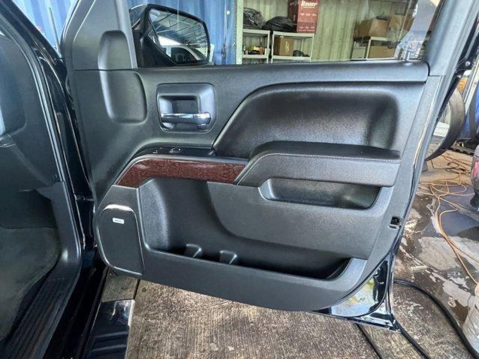 2017 Onyx Black /Black GMC Sierra 1500 SLT (3GTP1NEC9HG) with an EcoTec3 5.3L V8 engine, Automatic transmission, located at 27610 S Dixie Hwy, Homestead, FL, 33032, (305) 749-2348, 25.510241, -80.438301 - Photo #8