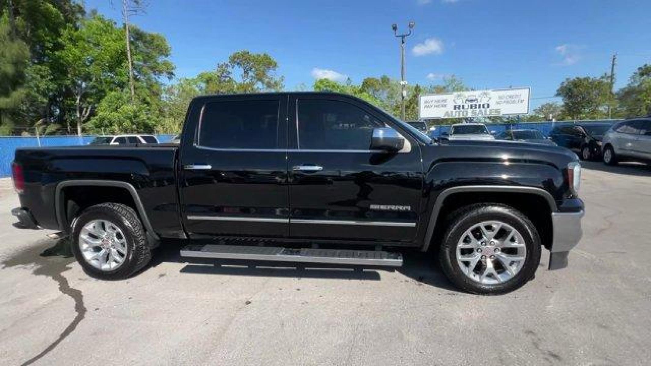2017 Onyx Black /Black GMC Sierra 1500 SLT (3GTP1NEC9HG) with an EcoTec3 5.3L V8 engine, Automatic transmission, located at 27610 S Dixie Hwy, Homestead, FL, 33032, (305) 749-2348, 25.510241, -80.438301 - Photo #6