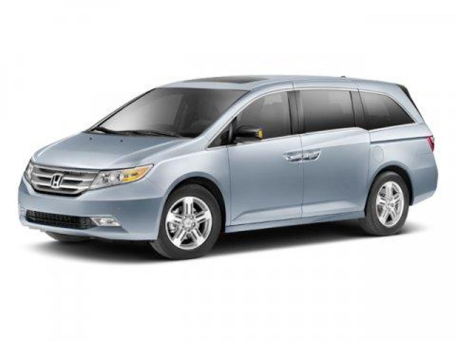 2013 Crystal Black Pearl Honda Odyssey (5FNRL5H97DB) with an 3.5L V6 SOHC i-VTEC 24V engine, Automatic transmission, located at 27610 S Dixie Hwy, Homestead, FL, 33032, (305) 749-2348, 25.510241, -80.438301 - Photo #1