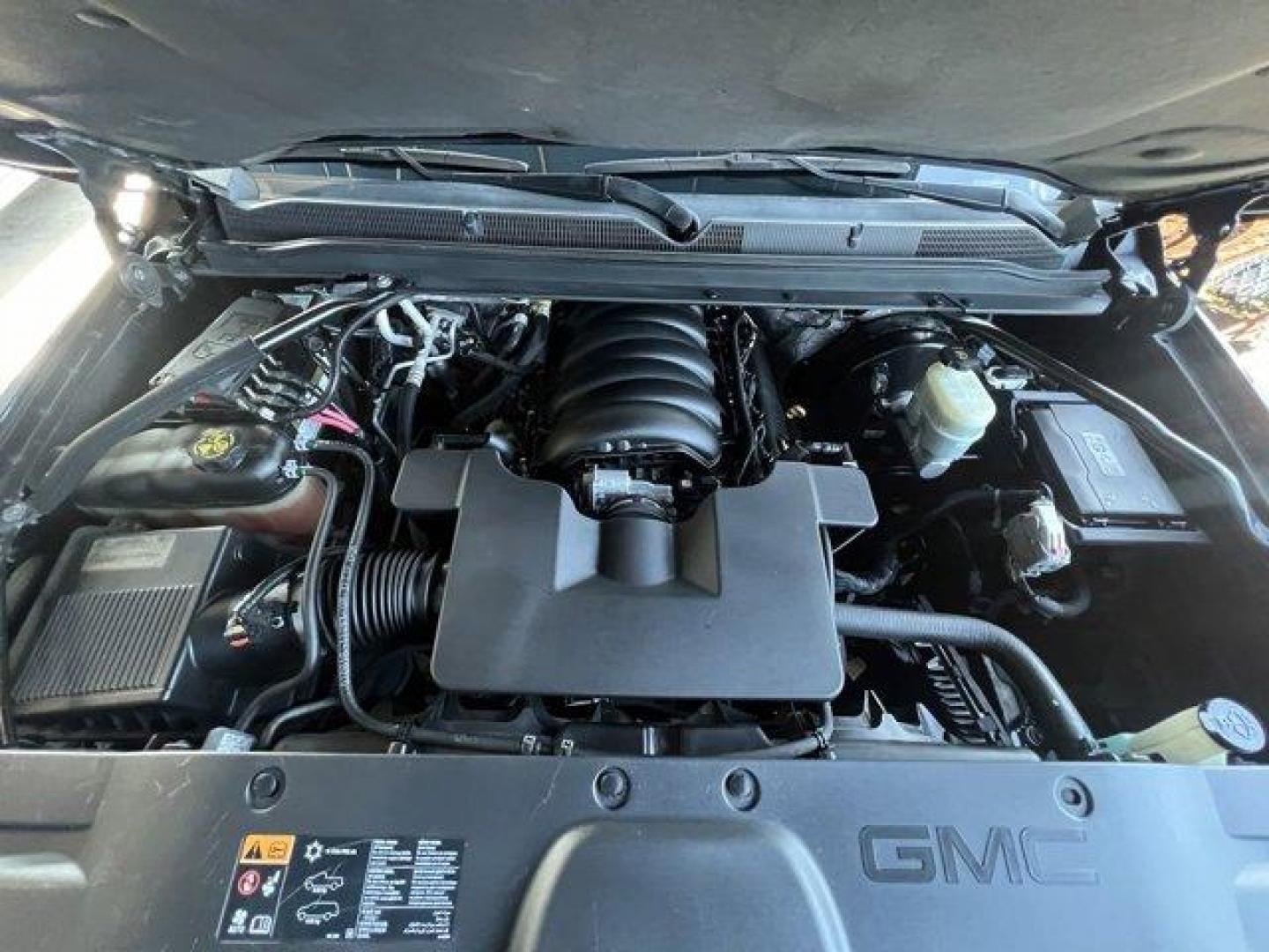 2016 Onyx Black /Jet Black GMC Yukon SLT (1GKS1BKC1GR) with an 8 5.3L engine, Automatic transmission, located at 27610 S Dixie Hwy, Homestead, FL, 33032, (305) 749-2348, 25.510241, -80.438301 - KBB.com Brand Image Awards. Scores 23 Highway MPG and 16 City MPG! This GMC Yukon delivers a Gas V8 5.3L/323 engine powering this Automatic transmission. WHEELS, 22 X 9 (55.9 CM X 22.9 CM), STEEL, TRANSMISSION, 6-SPEED AUTOMATIC, ELECTRONICALLY CONTROLLED with overdrive, tow/haul mode and tap up/tap - Photo#18