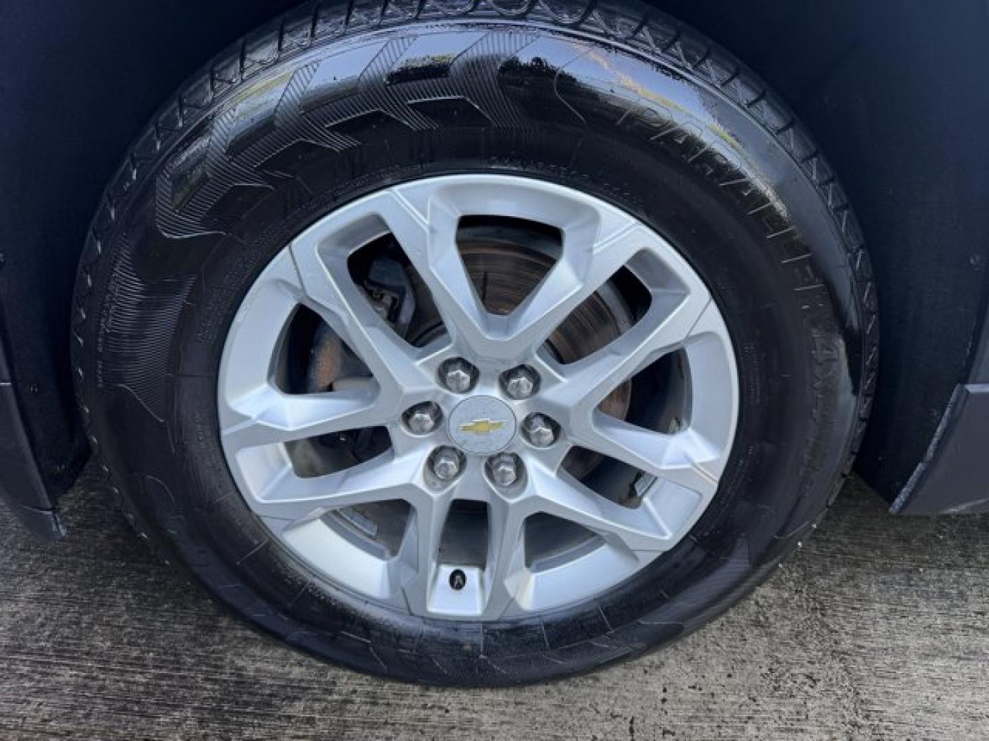 2019 Summit White /Jet Black Chevrolet Traverse LS (1GNERFKW6KJ) with an 6 3.6L engine, Automatic transmission, located at 27610 S Dixie Hwy, Homestead, FL, 33032, (305) 749-2348, 25.510241, -80.438301 - KBB.com 12 Best Family Cars. Delivers 27 Highway MPG and 18 City MPG! This Chevrolet Traverse boasts a Gas V6 3.6L/217 engine powering this Automatic transmission. WHEELS, 18 (45.7 CM) BRIGHT SILVER PAINTED ALUMINUM (STD), TRANSMISSION, 9-SPEED AUTOMATIC (STD), TIRES, P255/65R18 ALL-SEASON BLACKWALL- Photo#16