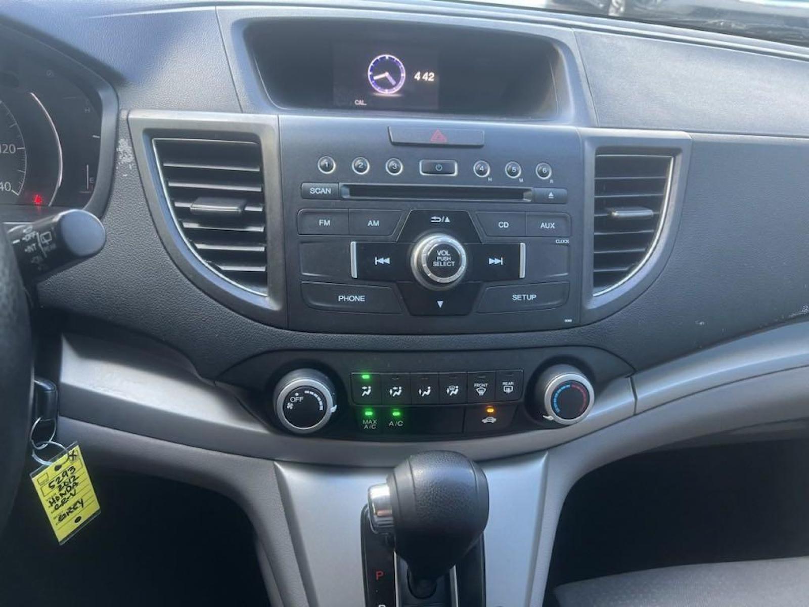 2012 Gray /Gray Honda CR-V EX (JHLRM4H50CC) with an 2.4L I4 DOHC 16V i-VTEC engine, Automatic transmission, located at 27610 S Dixie Hwy, Homestead, FL, 33032, (305) 749-2348, 25.510241, -80.438301 - Photo #7