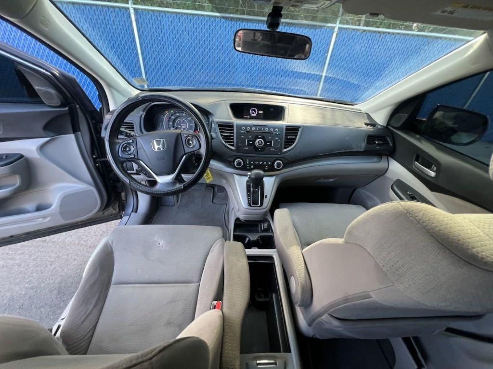 2012 Gray /Gray Honda CR-V EX (JHLRM4H50CC) with an 2.4L I4 DOHC 16V i-VTEC engine, Automatic transmission, located at 27610 S Dixie Hwy, Homestead, FL, 33032, (305) 749-2348, 25.510241, -80.438301 - Photo #11