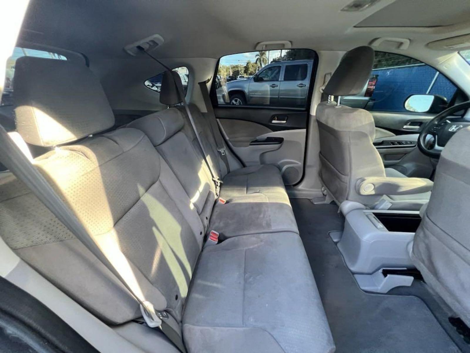 2012 Gray /Gray Honda CR-V EX (JHLRM4H50CC) with an 2.4L I4 DOHC 16V i-VTEC engine, Automatic transmission, located at 27610 S Dixie Hwy, Homestead, FL, 33032, (305) 749-2348, 25.510241, -80.438301 - Photo #14