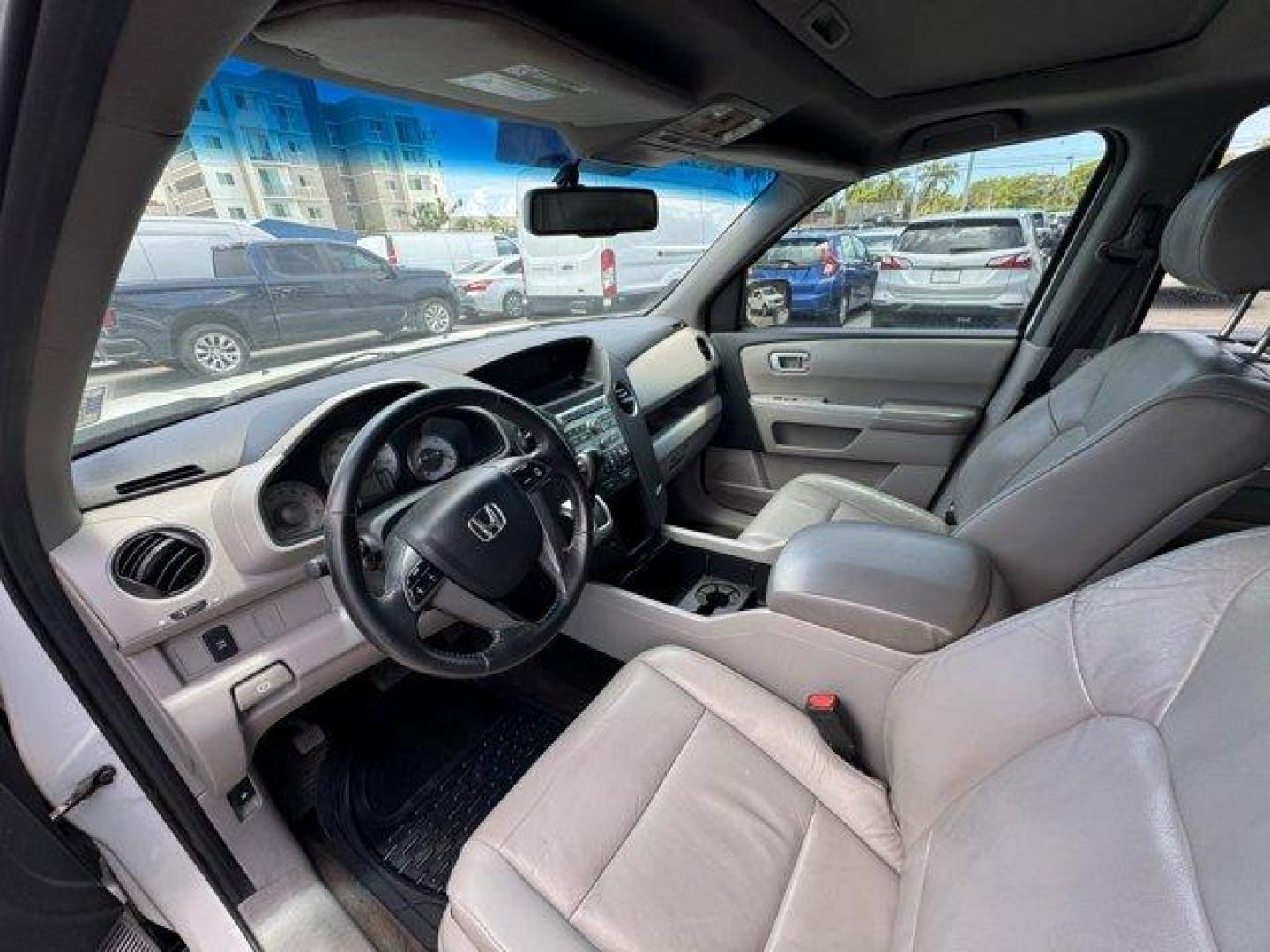 2011 White Honda Pilot EX-L (5FNYF3H56BB) with an 6 3.5L engine, Automatic transmission, located at 27610 S Dixie Hwy, Homestead, FL, 33032, (305) 749-2348, 25.510241, -80.438301 - KBB.com 10 Best Used Family Cars Under $15,000. Only 139,009 Miles! Boasts 23 Highway MPG and 17 City MPG! This Honda Pilot delivers a Gas V6 3.5L/212 engine powering this Automatic transmission. XM satellite radio (subscription required), Warning lights -inc: low-fuel, low-oil pressure, door/tailga - Photo#9
