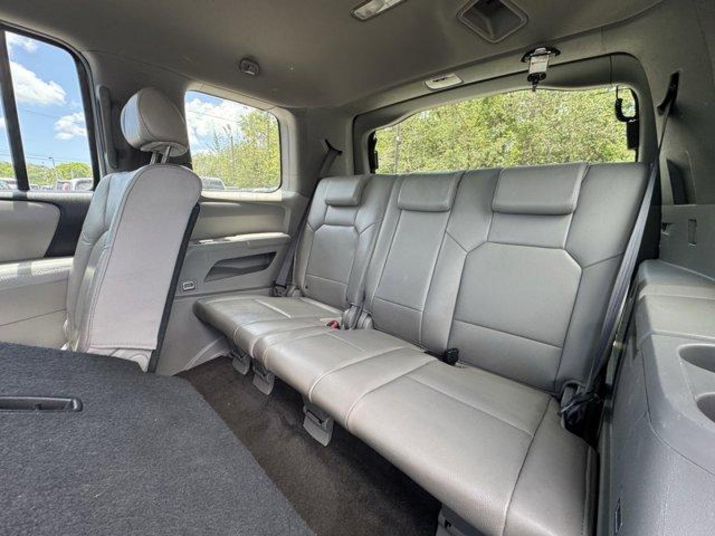 2011 White Honda Pilot EX-L (5FNYF3H56BB) with an 6 3.5L engine, Automatic transmission, located at 27610 S Dixie Hwy, Homestead, FL, 33032, (305) 749-2348, 25.510241, -80.438301 - KBB.com 10 Best Used Family Cars Under $15,000. Only 139,009 Miles! Boasts 23 Highway MPG and 17 City MPG! This Honda Pilot delivers a Gas V6 3.5L/212 engine powering this Automatic transmission. XM satellite radio (subscription required), Warning lights -inc: low-fuel, low-oil pressure, door/tailga - Photo#13