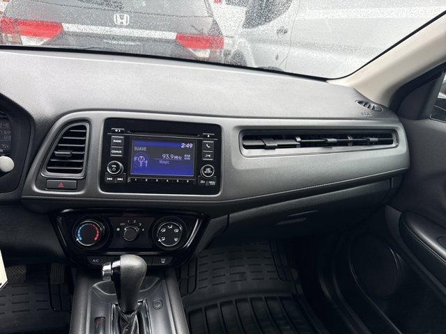 2018 Gray Honda HR-V LX 2WD CVT (3CZRU5H39JG) with an 4 1.8 L engine, Variable transmission, located at 27610 S Dixie Hwy, Homestead, FL, 33032, (305) 749-2348, 25.510241, -80.438301 - KBB.com 10 Most Awarded Brands. Only 70,359 Miles! Boasts 34 Highway MPG and 28 City MPG! This Honda HR-V delivers a Regular Unleaded I-4 1.8 L/110 engine powering this Variable transmission. Wheels: 17 Machine-Finished Alloy w/Silver Insert, VSA Electronic Stability Control (ESC), Urethane Gear Shi - Photo#5