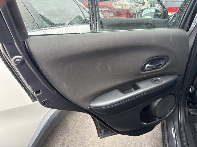 2018 Gray Honda HR-V LX 2WD CVT (3CZRU5H39JG) with an 4 1.8 L engine, Variable transmission, located at 27610 S Dixie Hwy, Homestead, FL, 33032, (305) 749-2348, 25.510241, -80.438301 - KBB.com 10 Most Awarded Brands. Only 70,359 Miles! Boasts 34 Highway MPG and 28 City MPG! This Honda HR-V delivers a Regular Unleaded I-4 1.8 L/110 engine powering this Variable transmission. Wheels: 17 Machine-Finished Alloy w/Silver Insert, VSA Electronic Stability Control (ESC), Urethane Gear Shi - Photo#9