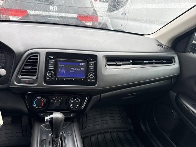 2018 Gray Honda HR-V LX 2WD CVT (3CZRU5H39JG) with an 4 1.8 L engine, Variable transmission, located at 27610 S Dixie Hwy, Homestead, FL, 33032, (305) 749-2348, 25.510241, -80.438301 - KBB.com 10 Most Awarded Brands. Only 70,359 Miles! Boasts 34 Highway MPG and 28 City MPG! This Honda HR-V delivers a Regular Unleaded I-4 1.8 L/110 engine powering this Variable transmission. Wheels: 17 Machine-Finished Alloy w/Silver Insert, VSA Electronic Stability Control (ESC), Urethane Gear Shi - Photo#5