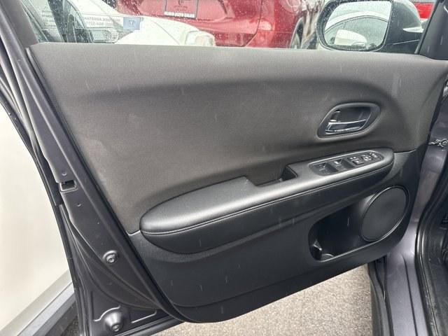 2018 Gray Honda HR-V LX 2WD CVT (3CZRU5H39JG) with an 4 1.8 L engine, Variable transmission, located at 27610 S Dixie Hwy, Homestead, FL, 33032, (305) 749-2348, 25.510241, -80.438301 - KBB.com 10 Most Awarded Brands. Only 70,359 Miles! Boasts 34 Highway MPG and 28 City MPG! This Honda HR-V delivers a Regular Unleaded I-4 1.8 L/110 engine powering this Variable transmission. Wheels: 17 Machine-Finished Alloy w/Silver Insert, VSA Electronic Stability Control (ESC), Urethane Gear Shi - Photo#8