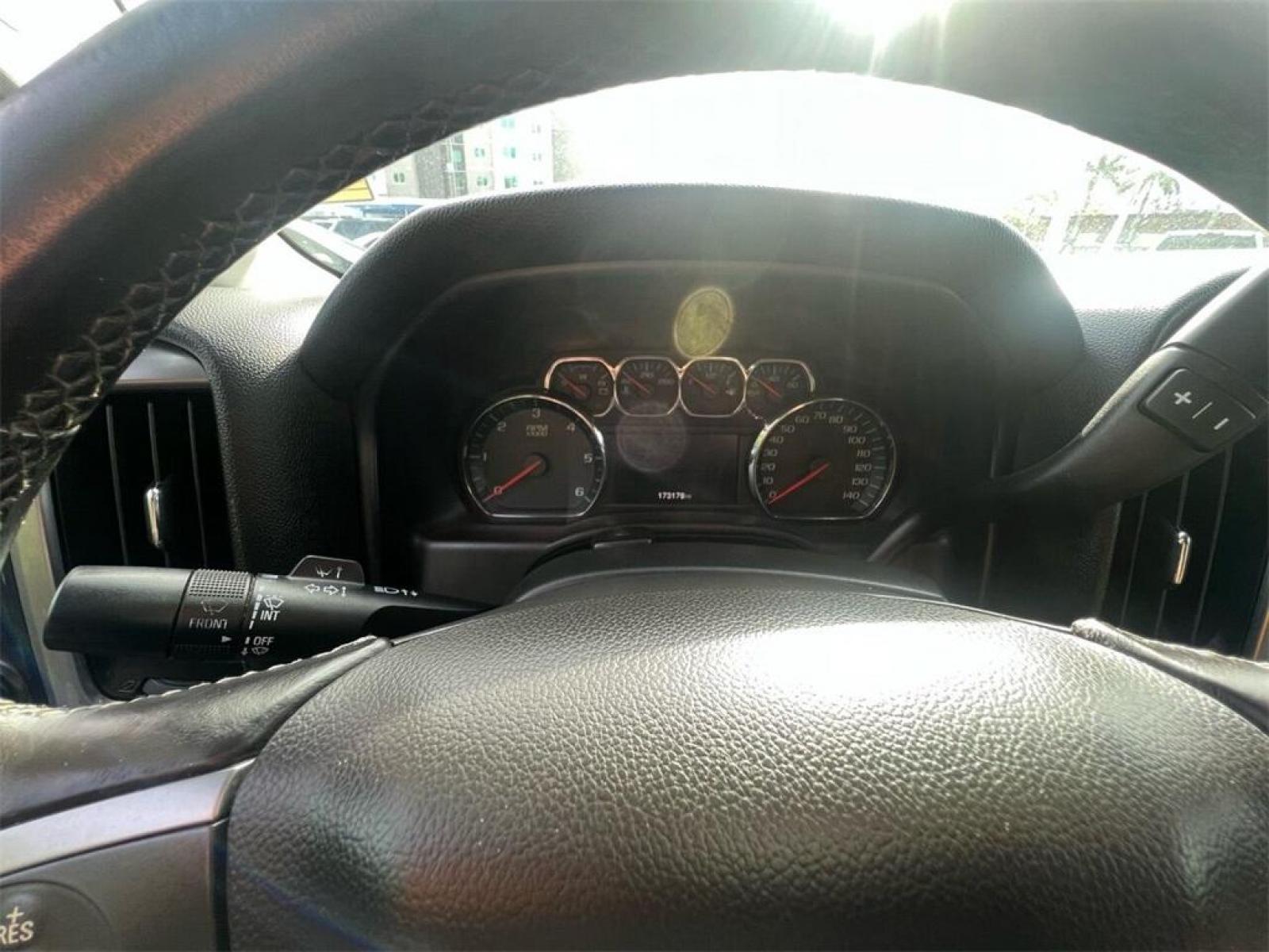 2015 Tungsten Metallic /Black Chevrolet Silverado 2500HD LT (1GC1CVEG1FF) with an Vortec 6.0L V8 SFI Flex Fuel VVT engine, Automatic transmission, located at 27610 S Dixie Hwy, Homestead, FL, 33032, (305) 749-2348, 25.510241, -80.438301 - Photo #11