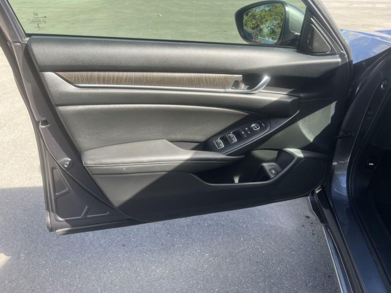 2020 Modern Steel Metallic Honda Accord EX (1HGCV1F43LA) with an 1.5T I4 DOHC 16V Turbocharged VTEC engine, CVT transmission, located at 27610 S Dixie Hwy, Homestead, FL, 33032, (305) 749-2348, 25.510241, -80.438301 - Photo #10