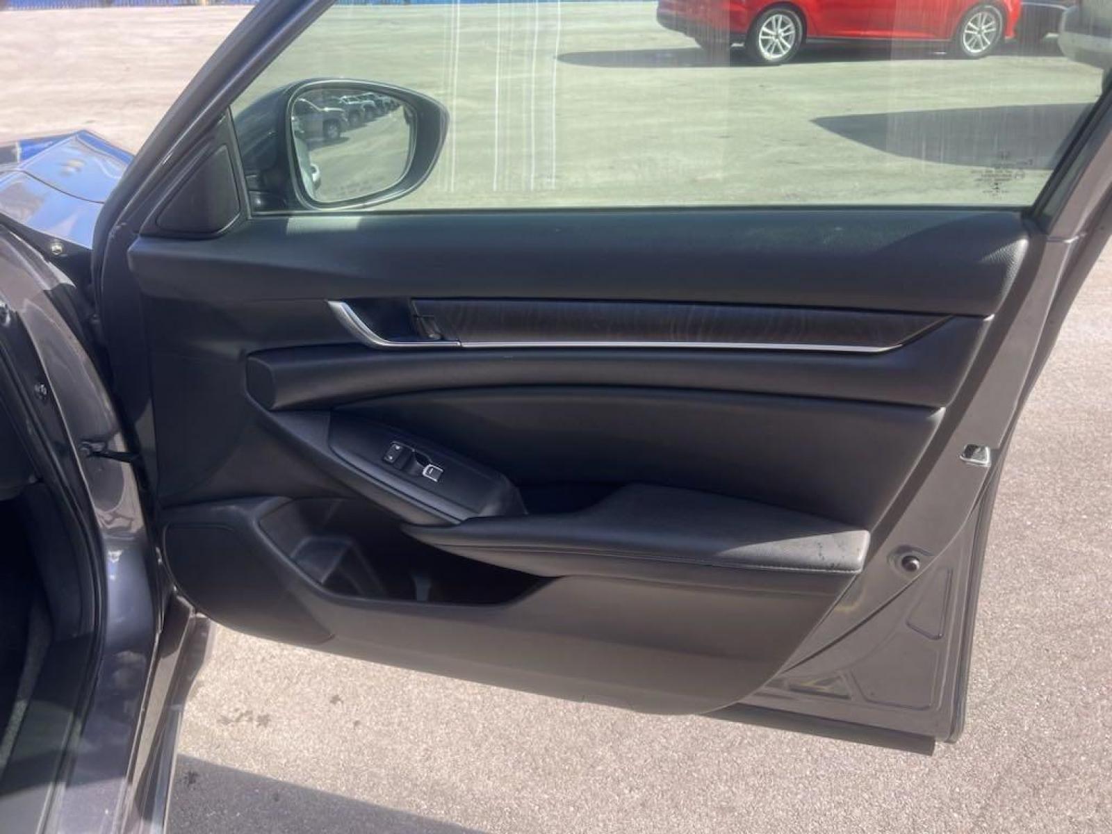 2020 Modern Steel Metallic Honda Accord EX (1HGCV1F43LA) with an 1.5T I4 DOHC 16V Turbocharged VTEC engine, CVT transmission, located at 27610 S Dixie Hwy, Homestead, FL, 33032, (305) 749-2348, 25.510241, -80.438301 - Photo #17